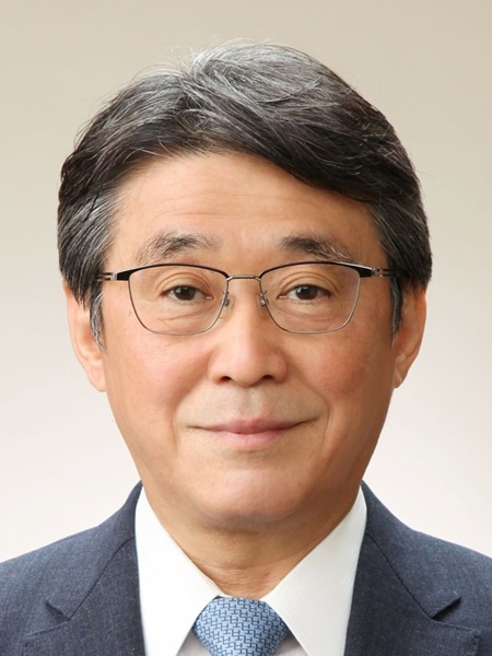 片野坂 真哉 氏の写真